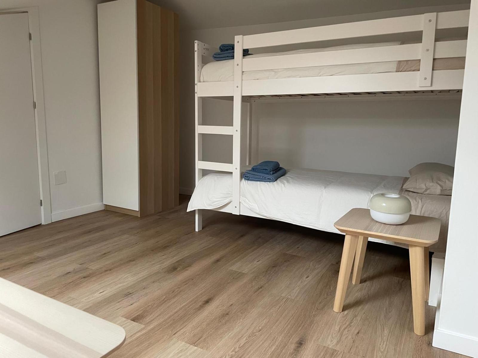Apartamentos Lavandeira By Bebalmy Viveiro Bagian luar foto