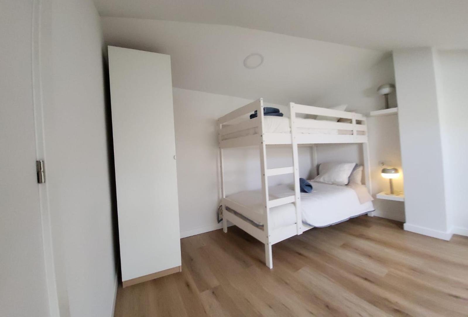 Apartamentos Lavandeira By Bebalmy Viveiro Bagian luar foto