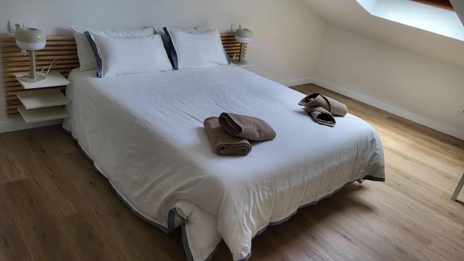 Apartamentos Lavandeira By Bebalmy Viveiro Bagian luar foto
