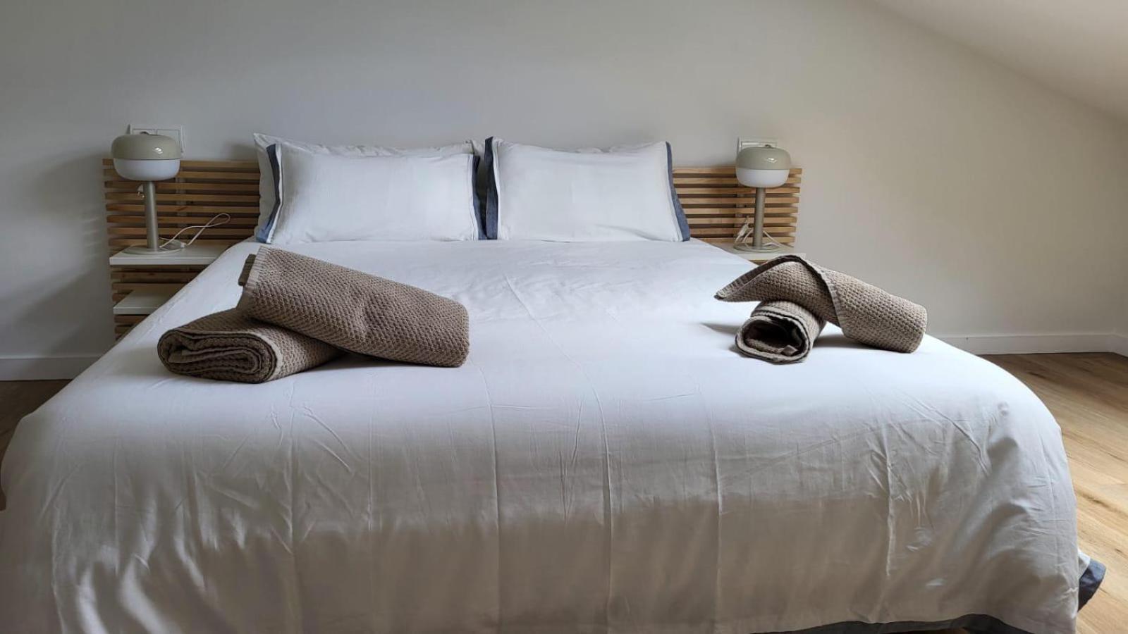 Apartamentos Lavandeira By Bebalmy Viveiro Bagian luar foto