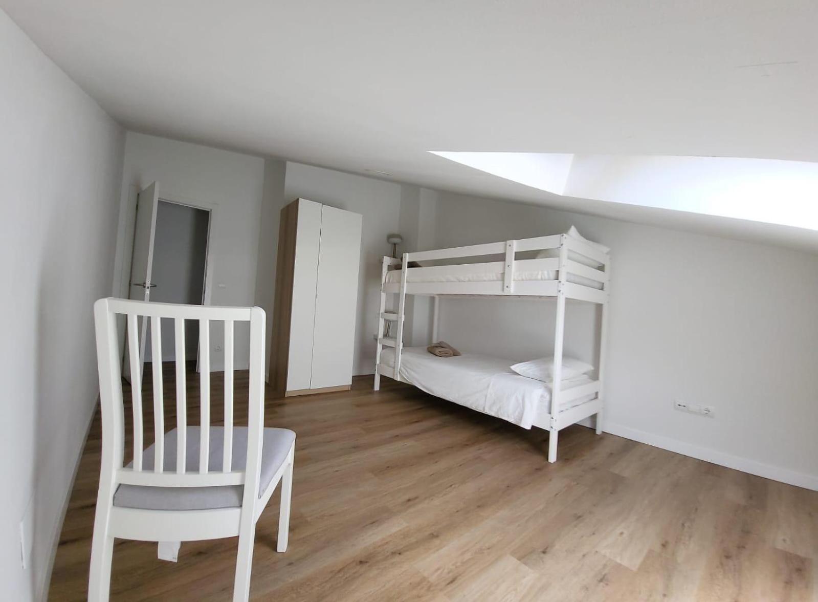 Apartamentos Lavandeira By Bebalmy Viveiro Bagian luar foto
