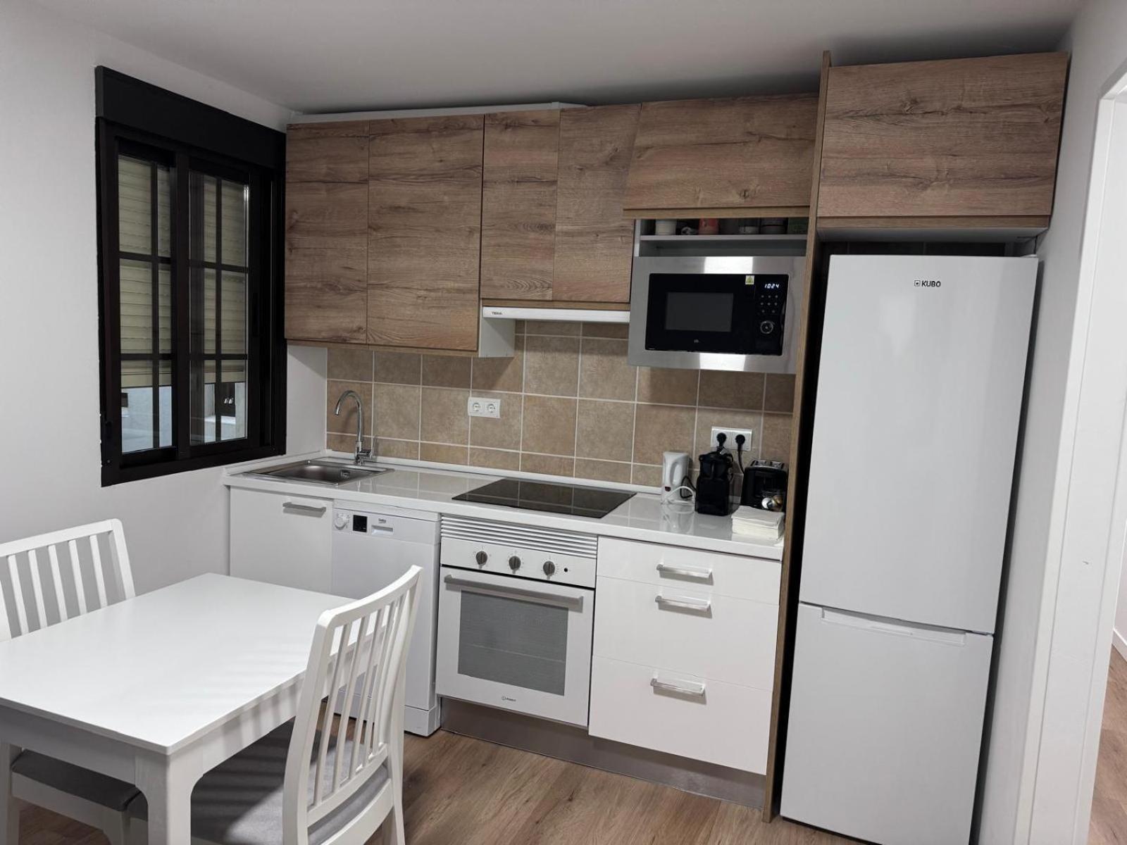 Apartamentos Lavandeira By Bebalmy Viveiro Bagian luar foto